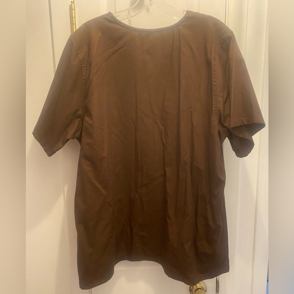 Tafford Brown Scrub Top - Picture 4 of 4